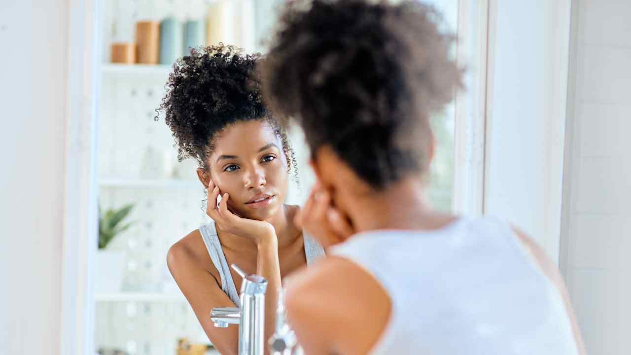 Does cleansing oil clog pores or cause breakouts